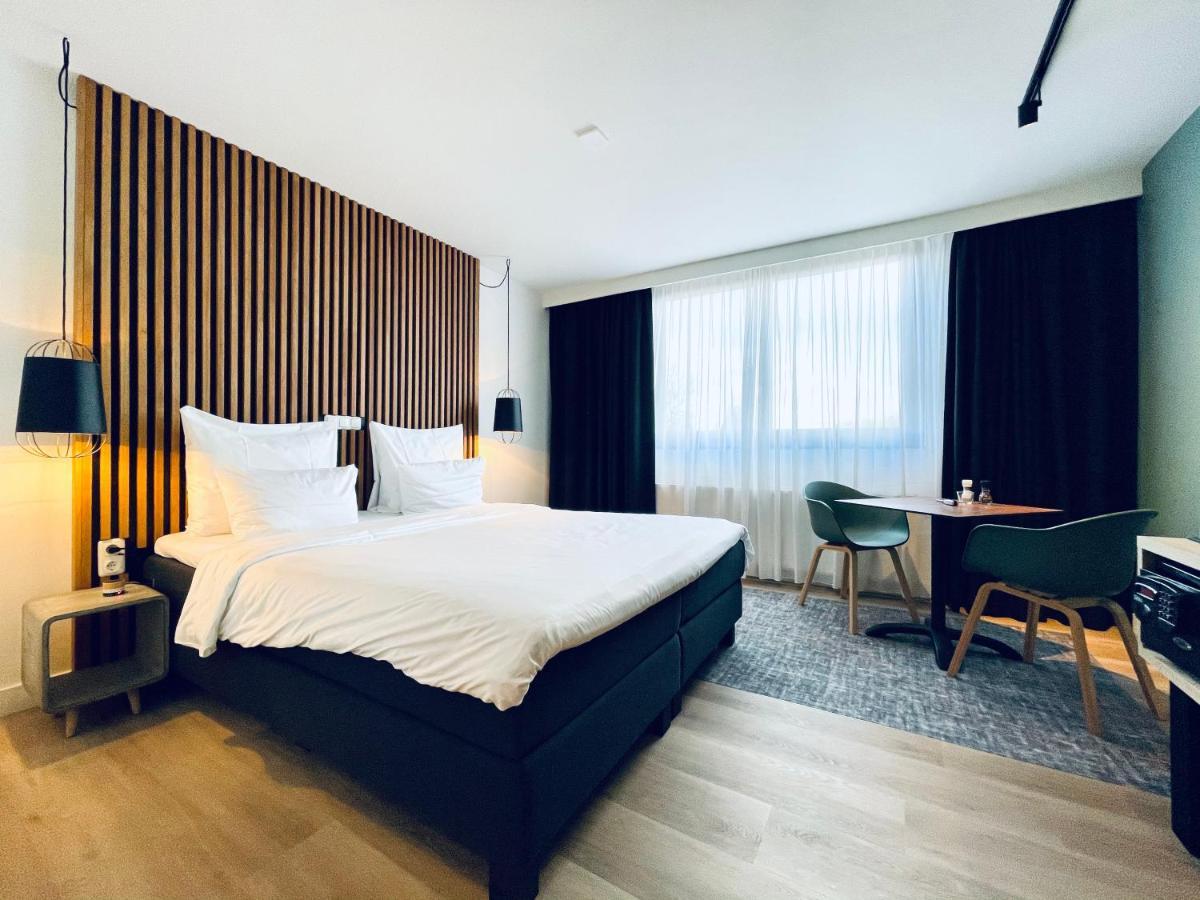 Double Room,1081617355:JPEG